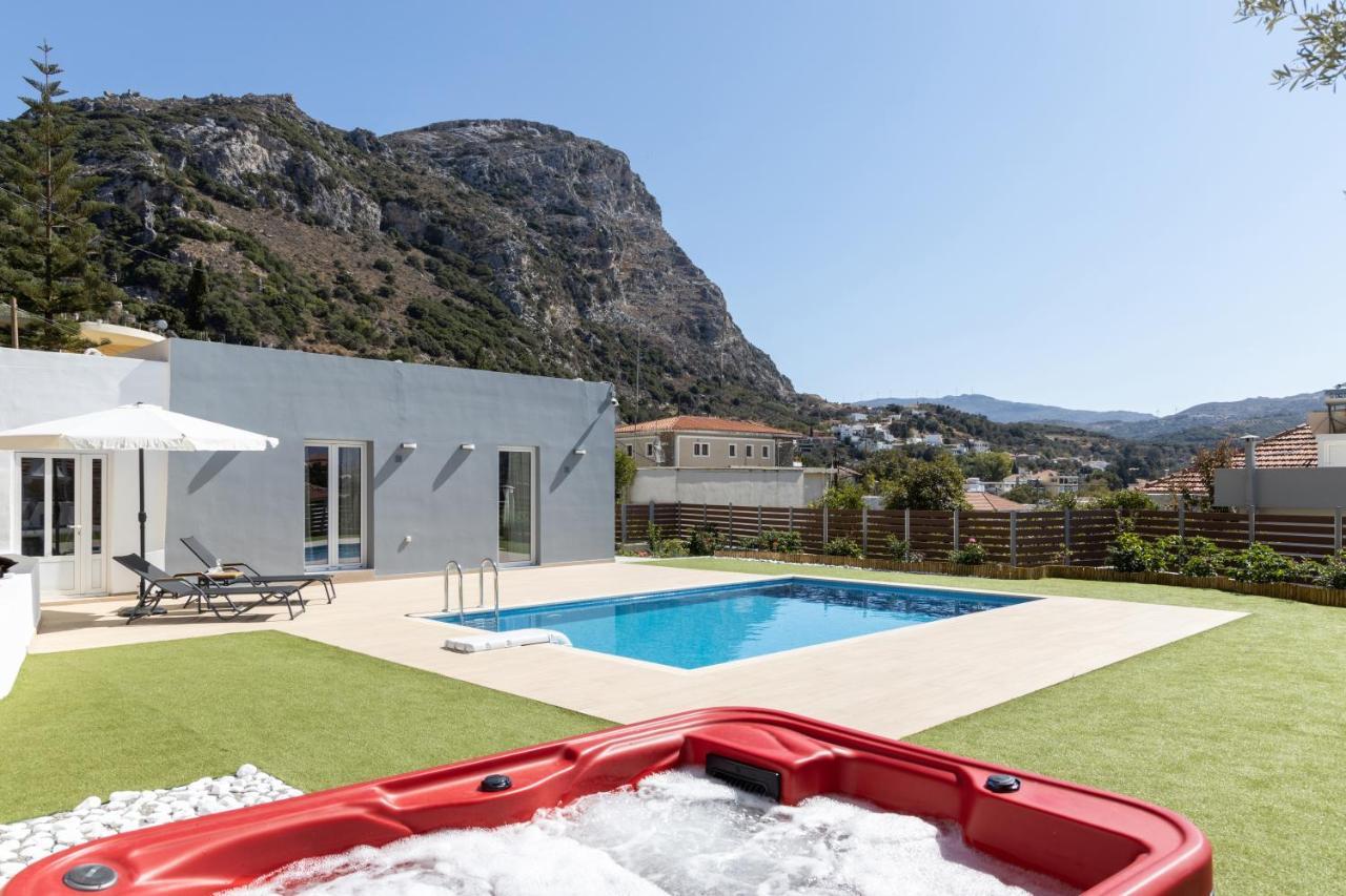 Villa Neonis Spílion 외부 사진