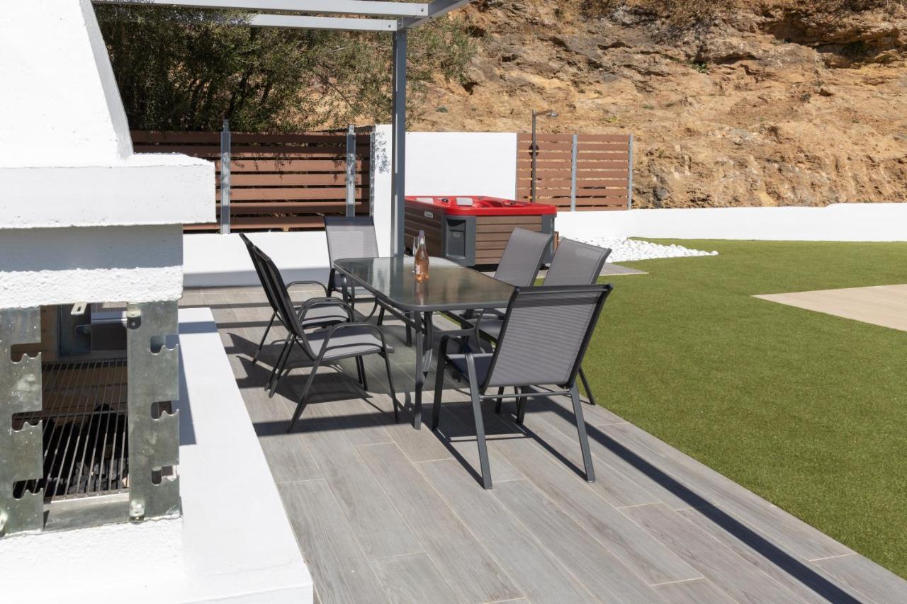 Villa Neonis Spílion 외부 사진