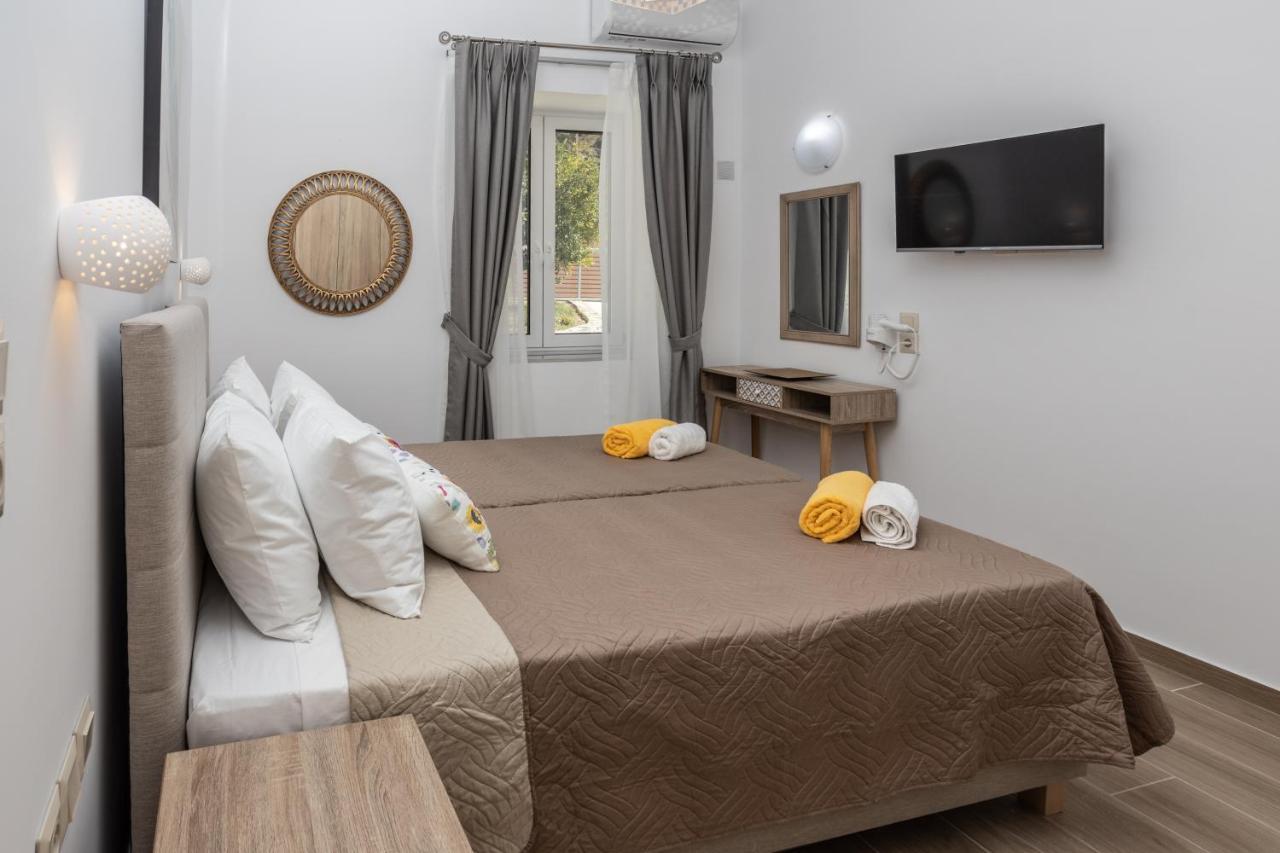 Villa Neonis Spílion 외부 사진