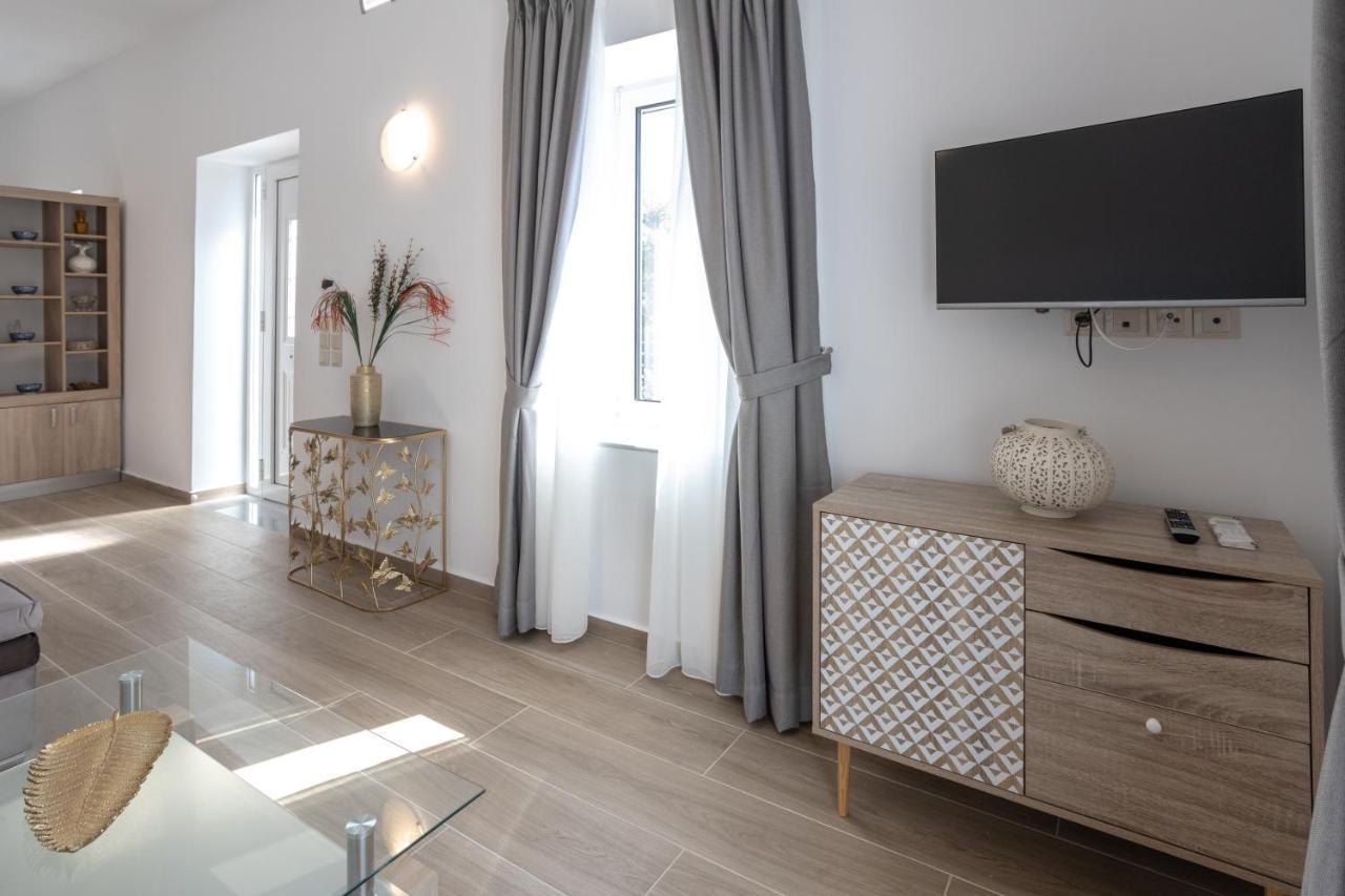 Villa Neonis Spílion 외부 사진